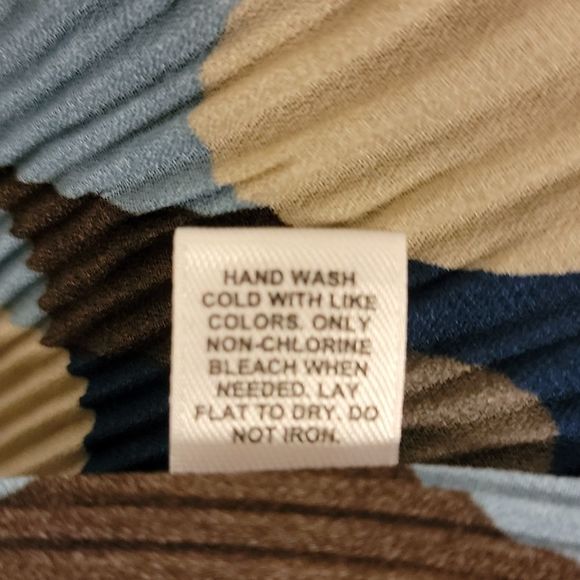 Cato Women's Large Retro Button Up Blouse - Picture 9 of 12